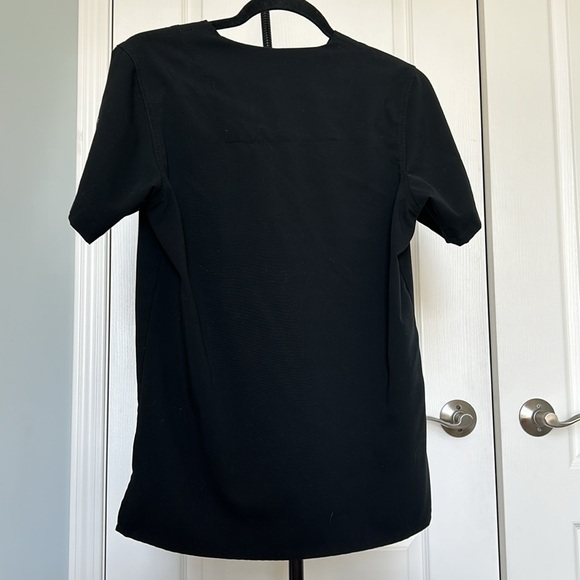 Scrub top - Picture 2 of 2